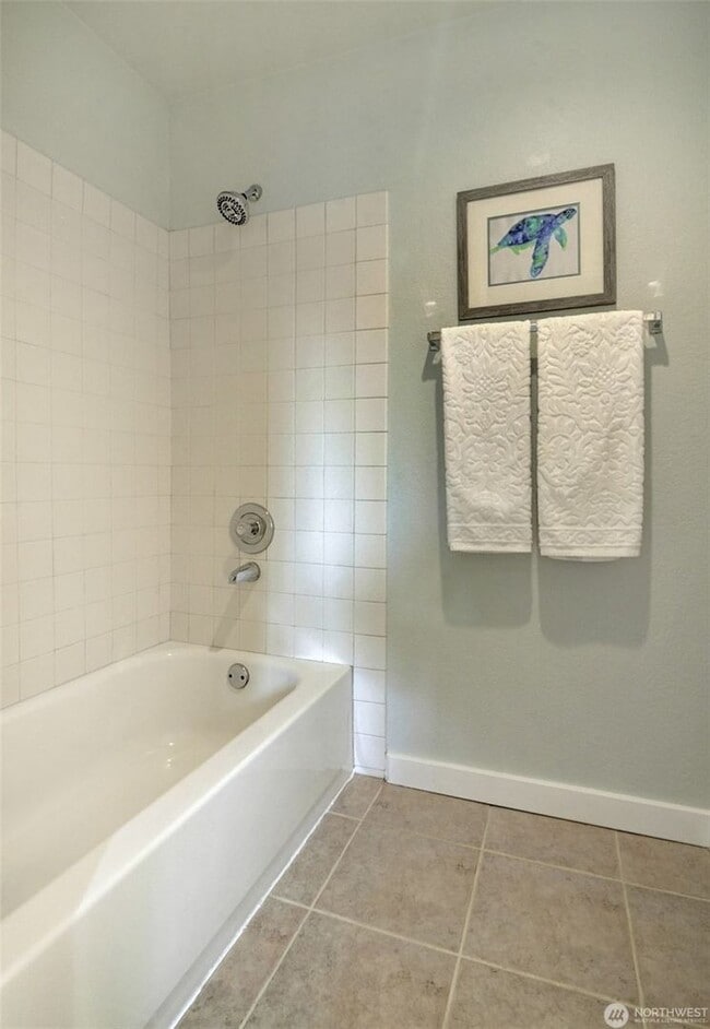 Building Photo - 2bd/1ba Kirkland Condo