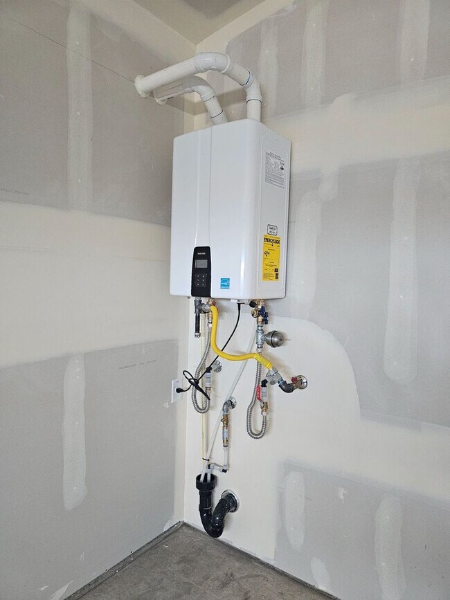 Building Photo - NEW Build in Sagebrush Neighborhood