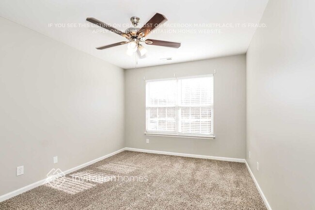 Building Photo - 1206 Bethpage Dr