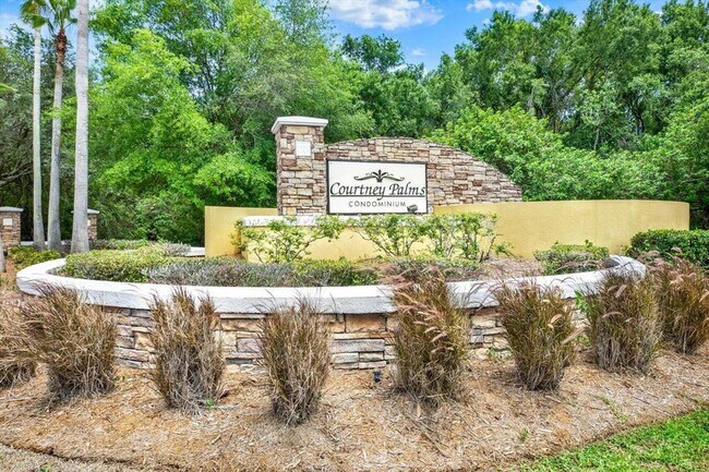 Building Photo - 10201 Courtney Palms Blvd