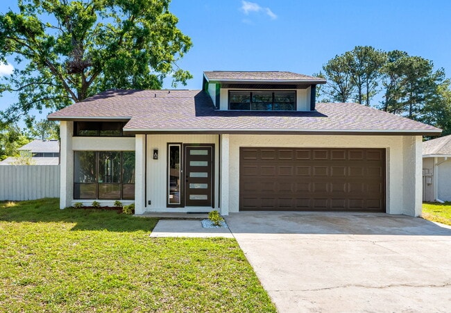 Primary Photo - 15307 Summerwind Dr