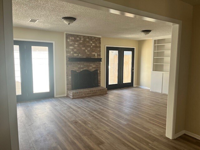 Building Photo - 17149 Beaver Springs Dr