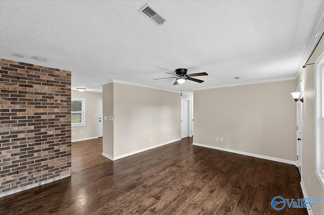Building Photo - 13847 Mariellen Rd