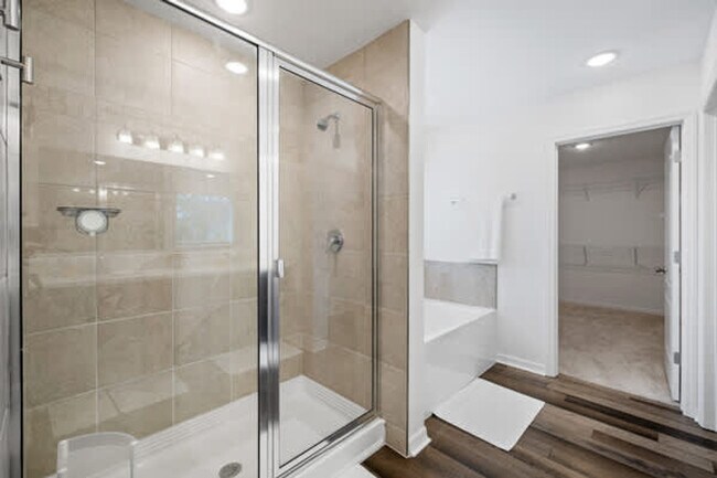 Building Photo - 14282 Coronado Dr