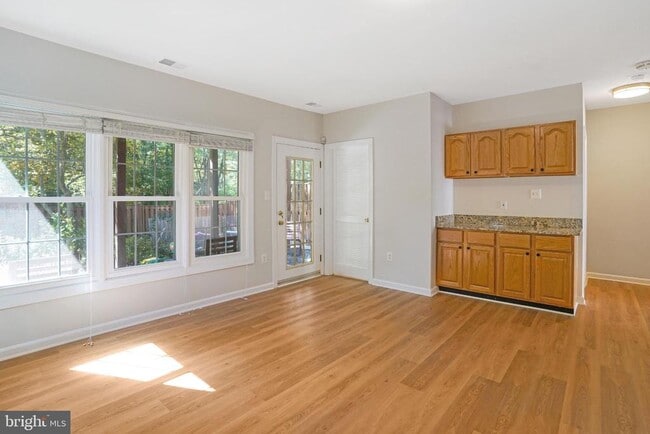 Building Photo - 2248 Journet Dr