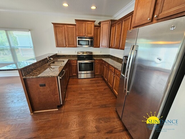 Building Photo - Charming Two-Story 3BR Cul-De-Sac Home in Santa Rosa Beach!