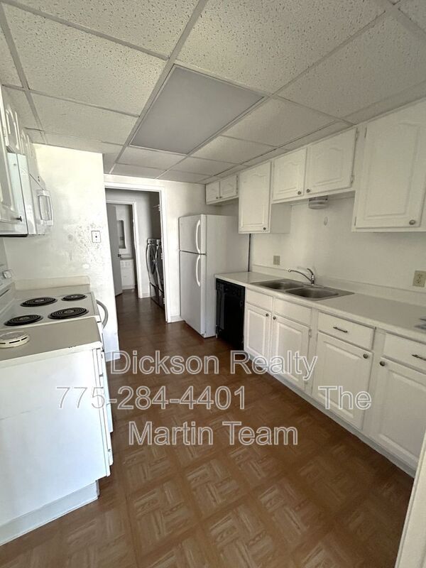 Building Photo - 1706 London Cir