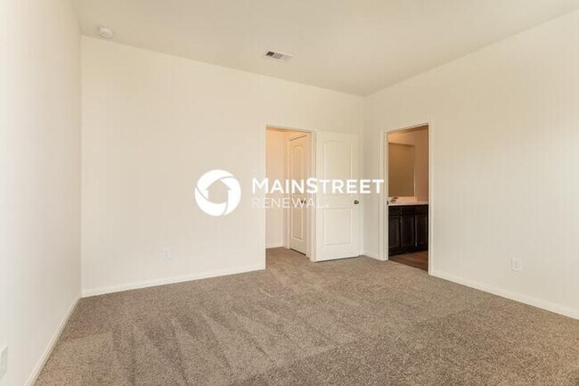 Building Photo - 3 Bedroom Pet-Friendly Home in Magnolia, TX with Main Street Renewal