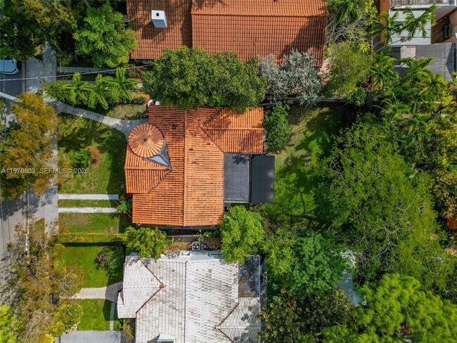 Building Photo - 1262 SW 15th Terrace