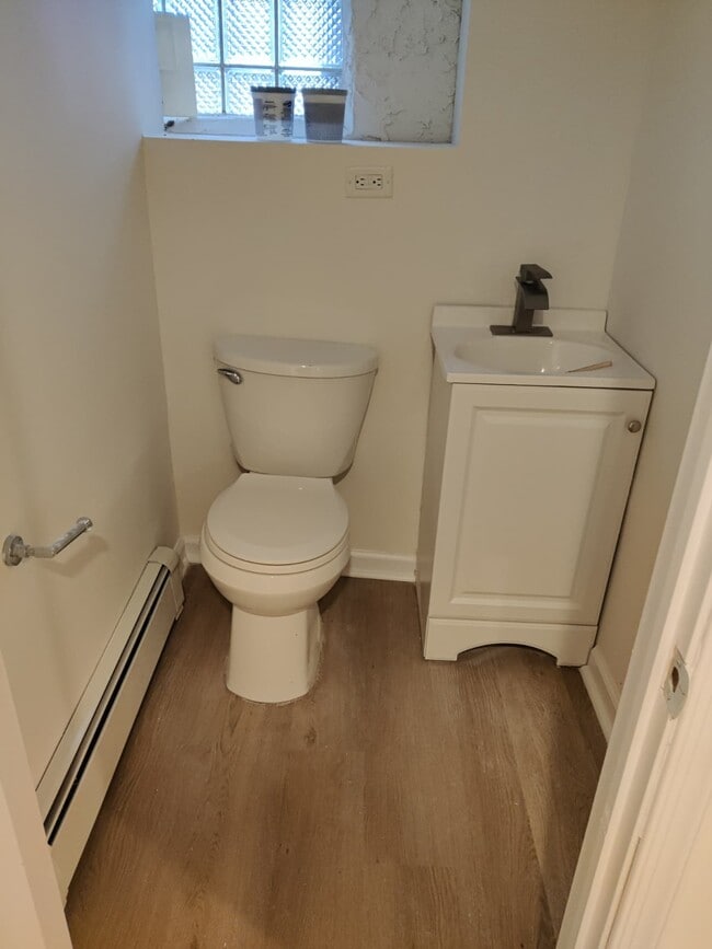 Building Photo - 6528 Limekiln Pike