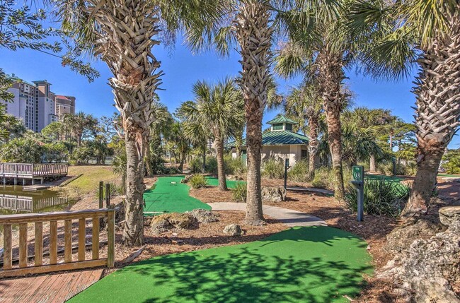 Building Photo - 5000 S Sandestin Blvd