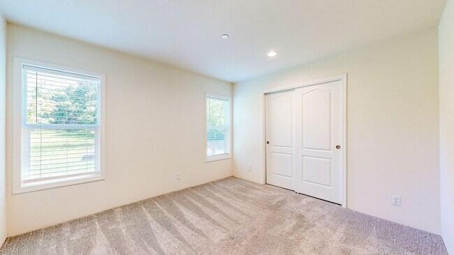 Building Photo - 5326 Briggs Ranch Rd
