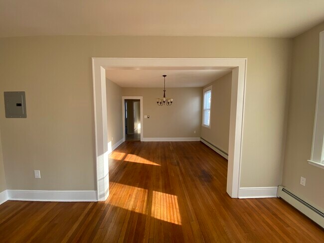 Building Photo - 1445 Concord Pl