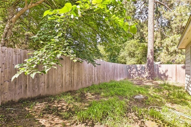 Building Photo - 11330 Burning Tree Dr