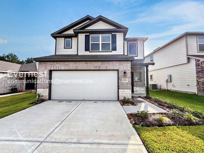 Building Photo - 5923 Hollyhock Ln