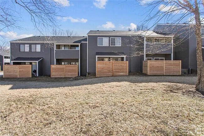 Building Photo - 1505 W 25th Ct