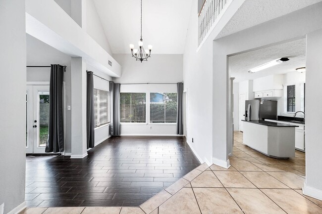 Building Photo - 11635 Snowmass Dr