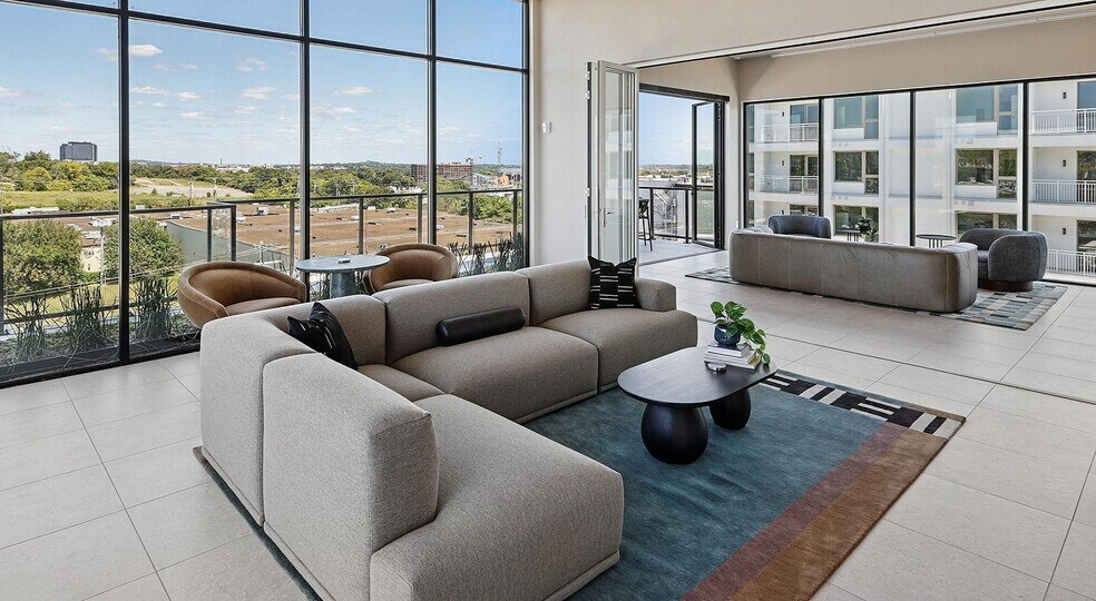 Building Photo - 700 Hamilton Ave