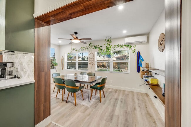 Building Photo - 415 N Shore Dr