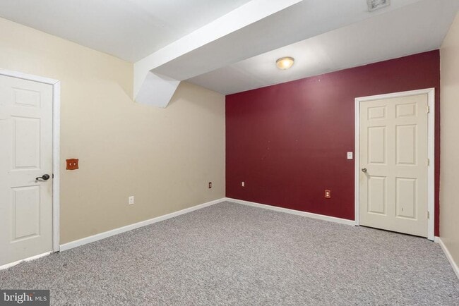 Building Photo - 8314 Myrtle Ln