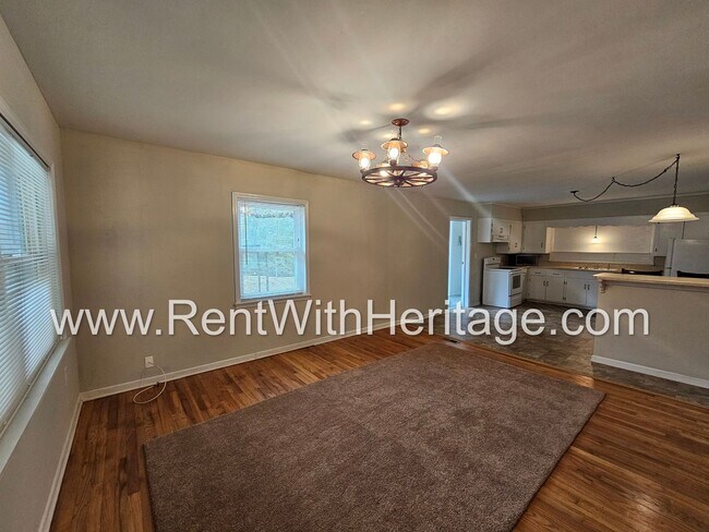 Building Photo - WOW!!!..GRANPA'S BUNGALOW /AWESOME RANCH HOME/ NATURE LOVER'S DREAM / GREAT LOCATION