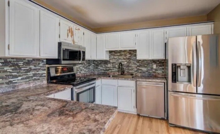 Building Photo - 6773 Dale Rd