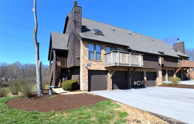 Building Photo - 5101 Hollow Wood Ct