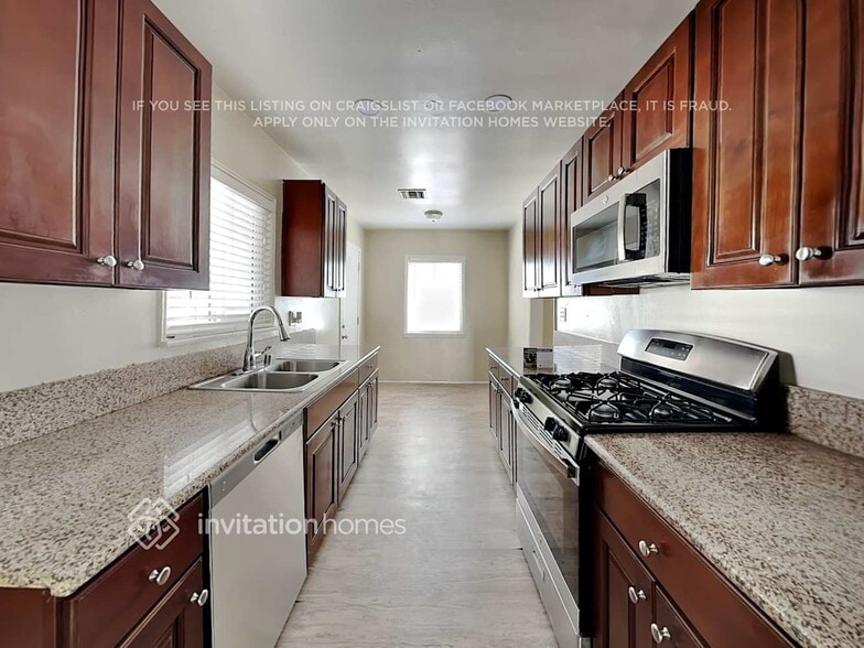 Building Photo - 6307 Klump Ave