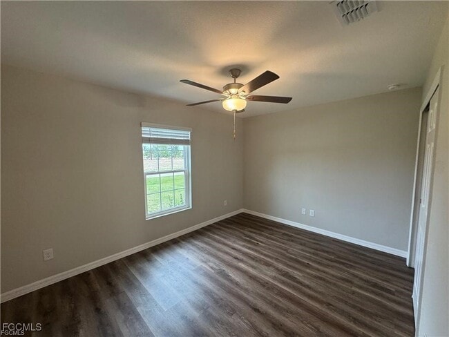 Building Photo - 232 NW 15th Ave