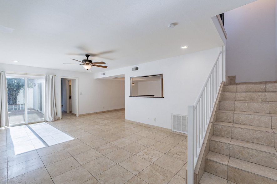 Building Photo - 6130 N 12th Way