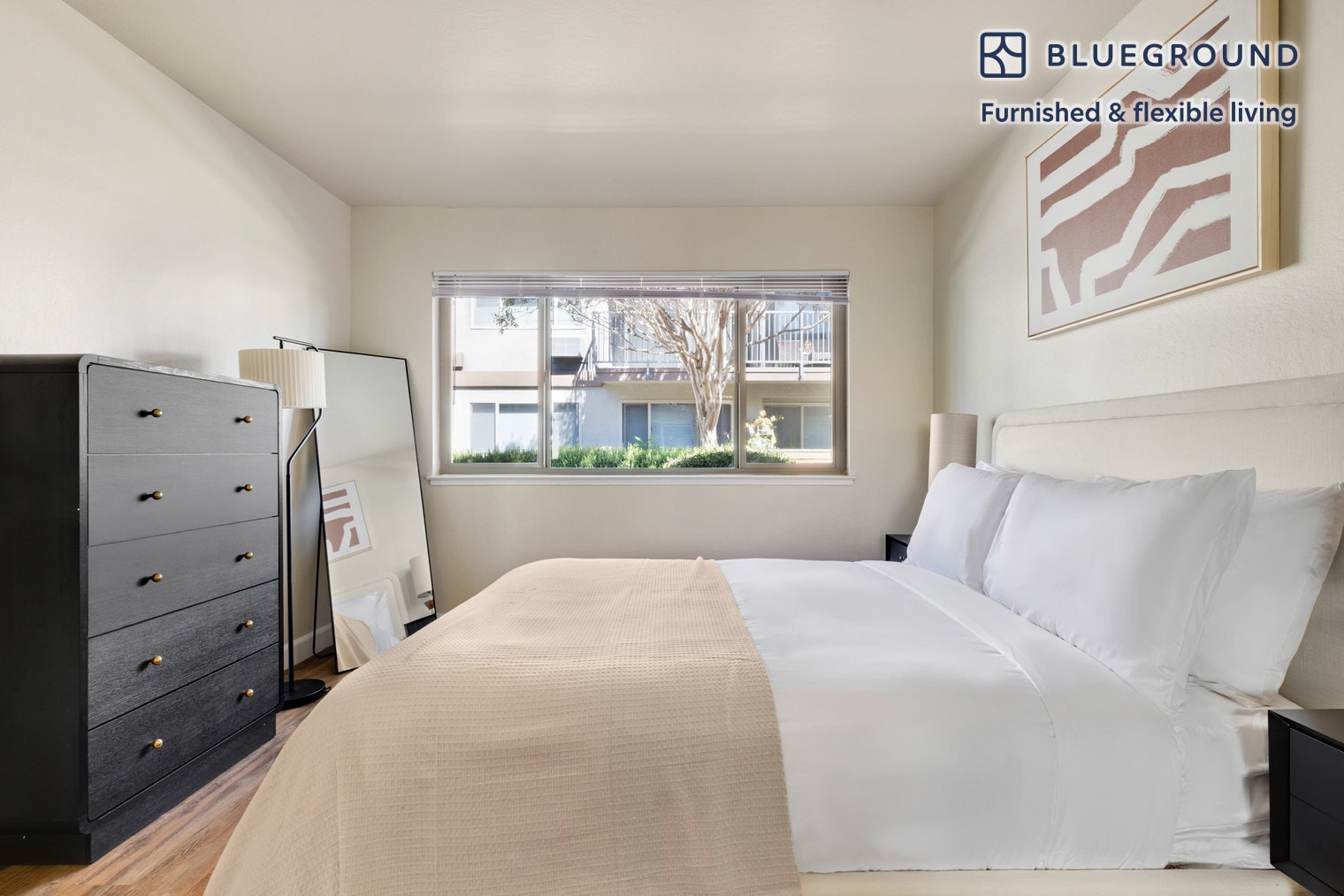 Building Photo - 234 Escuela Ave