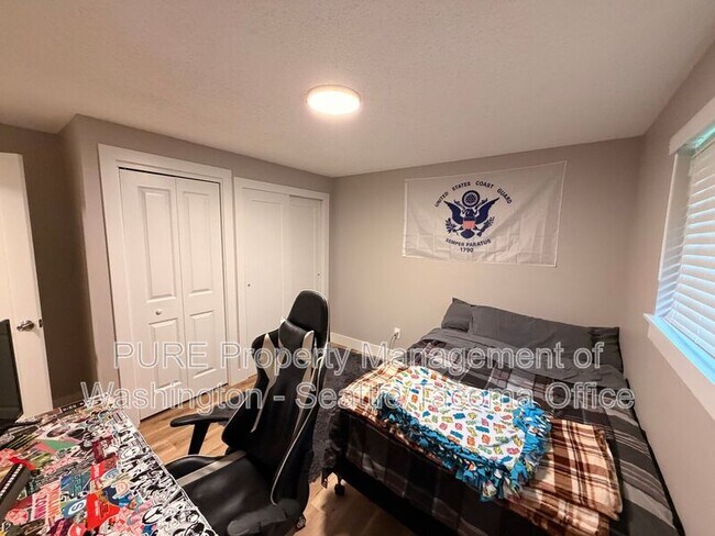 Building Photo - 10410 S Fruitland