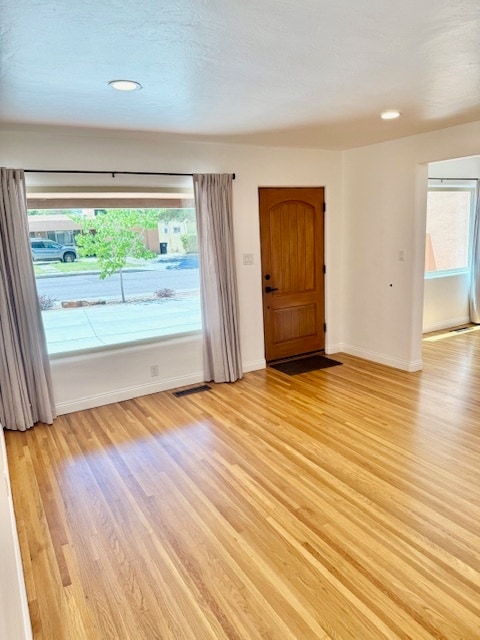 Building Photo - 4221 Broadmoor Ave NE