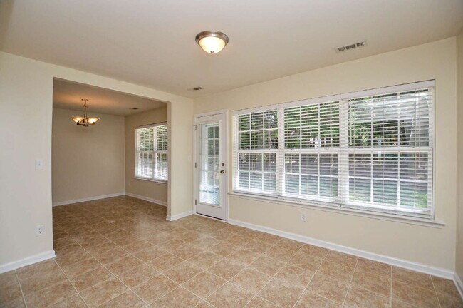 Building Photo - Legacy Park 3BR Home on 1 Acre with Loft, 3 Baths, and Summer-Ready Amenities  3 Bedrooms | 3 Bat...
