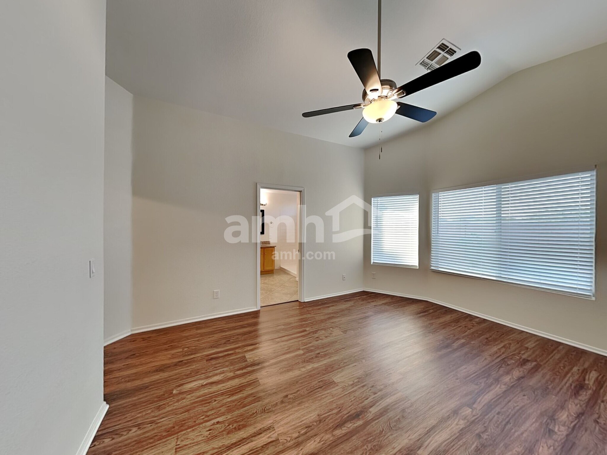 Building Photo - 7884 W Mural Hill Dr