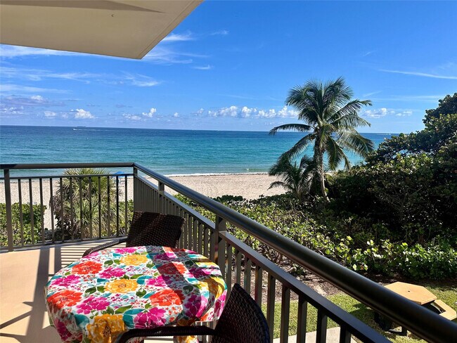 Building Photo - 1147 Hillsboro Mile