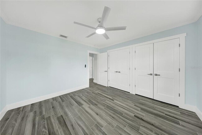 Building Photo - 59 Kipling Plaza
