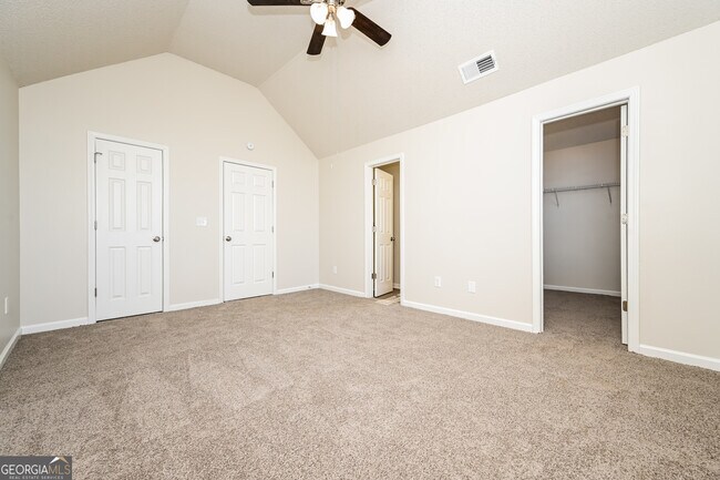 Building Photo - 4610 Idlewood Park