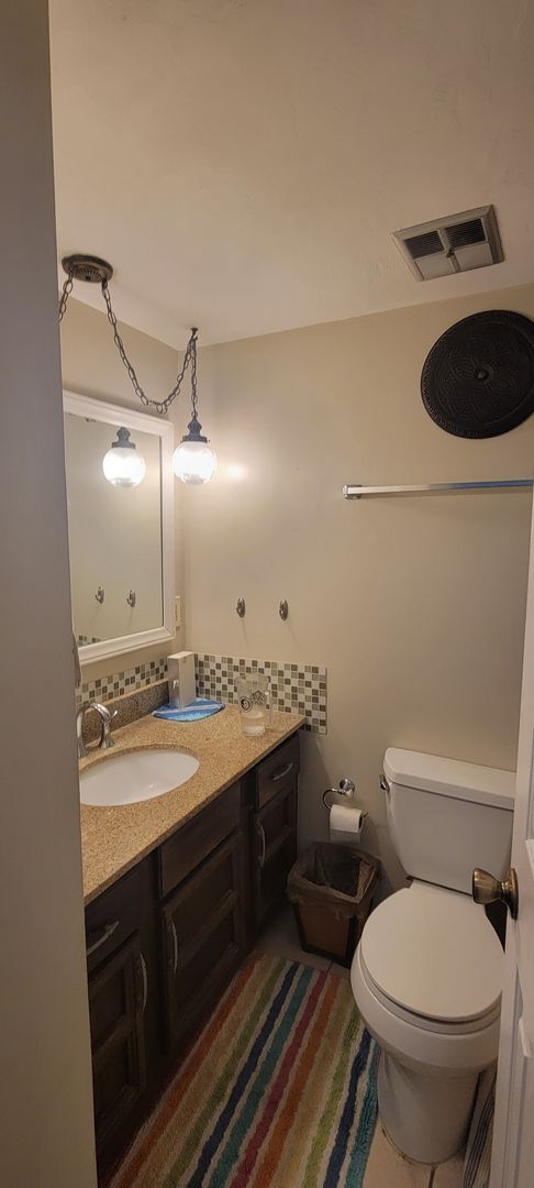 Building Photo - 3BR/2BA Home with Bonus/Game Room in Quiet Residential Neighborhood