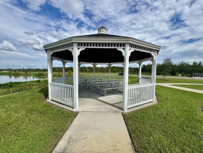 Building Photo - 3489 Chinotto Dr