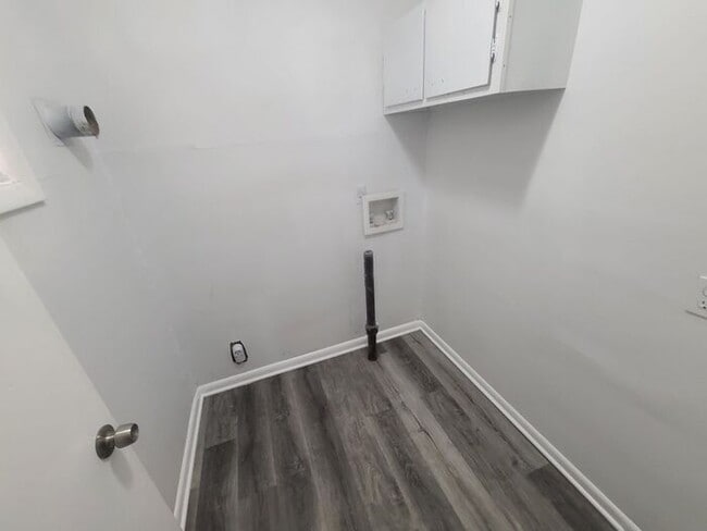 Building Photo - COMING SOON: Beautiful 4BR 2.5BA Home w/ Renovated Kitchen • Granite & Stainless • Garage Parking...