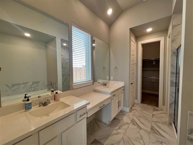 Building Photo - 1553 Sugarberry Dr
