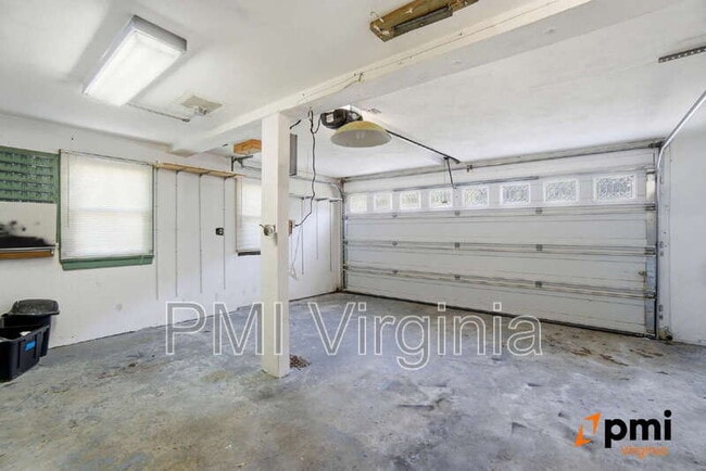 Building Photo - 436 Longleaf Rd