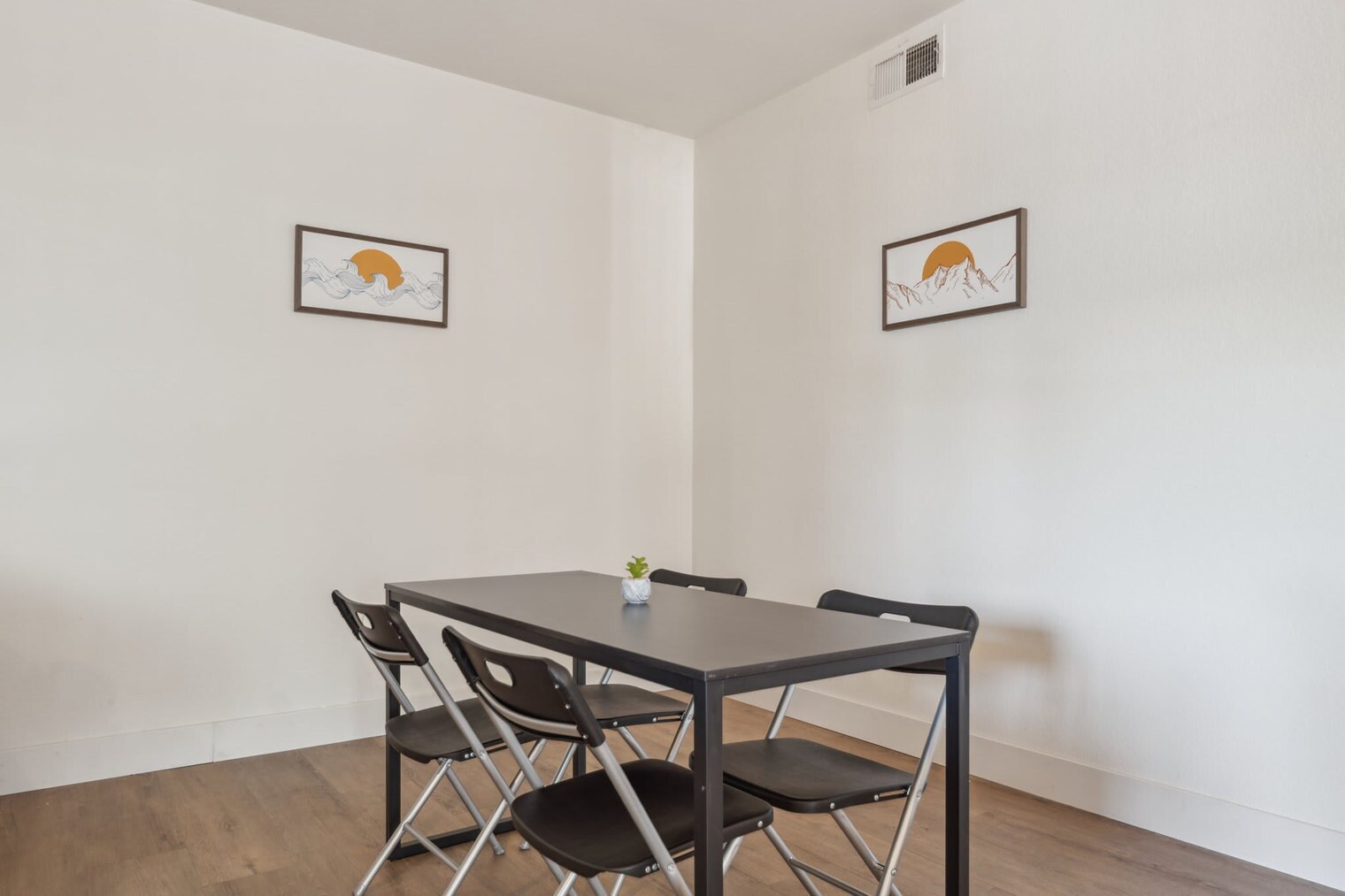 Building Photo - 6610 N 93rd Ave