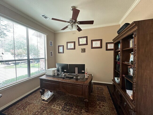 Building Photo - 46 Fort Arbor Ln