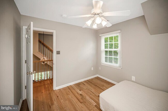 Building Photo - 15385 Windsong Ln