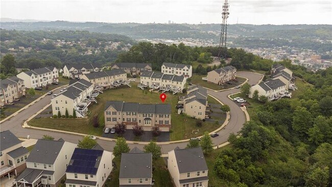 Building Photo - 356 Sunrise Dr