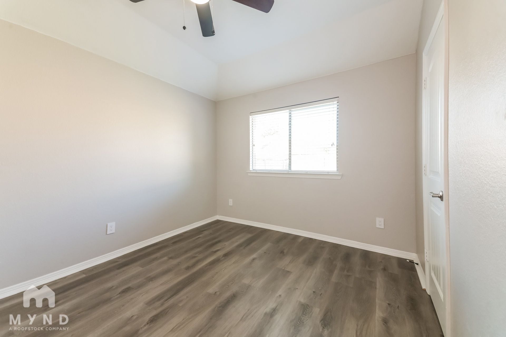 Building Photo - 506 Appaloosa Dr