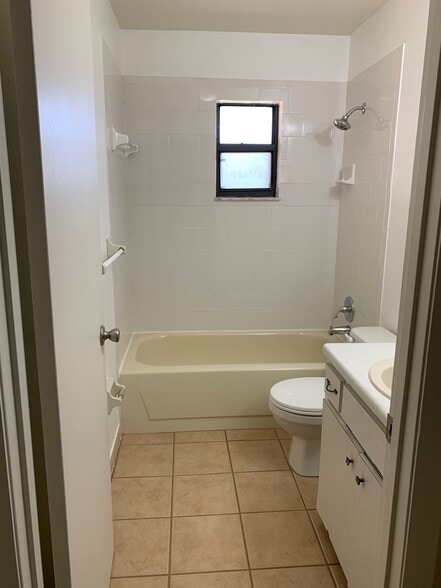 Bathroom View - 810 Placid Lakes Blvd