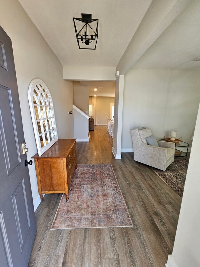 Building Photo - 5825 Danbury Blvd